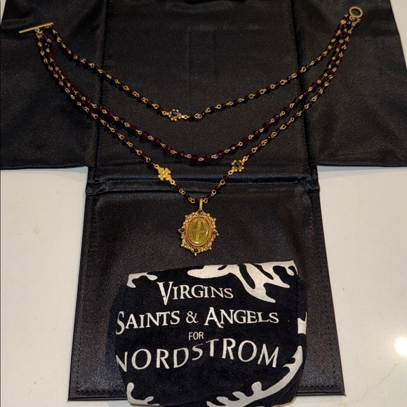 Virgin Saints & Angels Beaded Necklace w/ Pouch - Picture 4 of 12